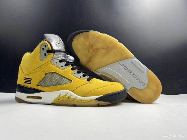 5 Air Tokyo Jordan 454783-701 Retro T23 0806